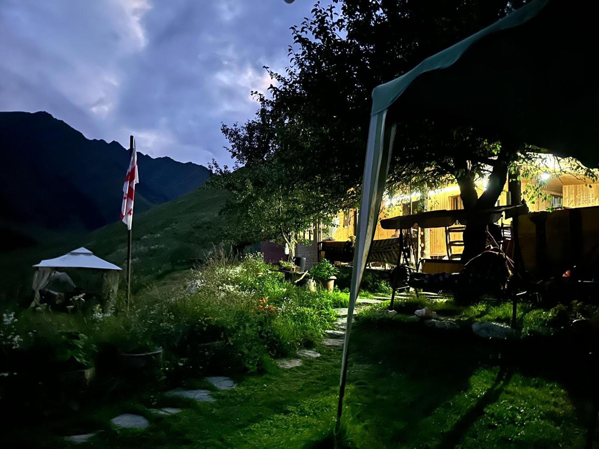 Pirikiti Hotel Akhmeta Ngoại thất bức ảnh